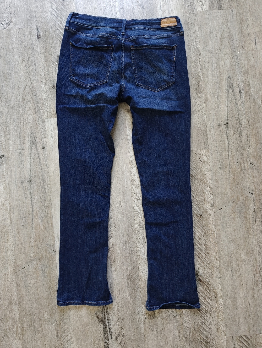 Express Skyscraper Mid Rise Denim Jeans - Picture 6 of 14